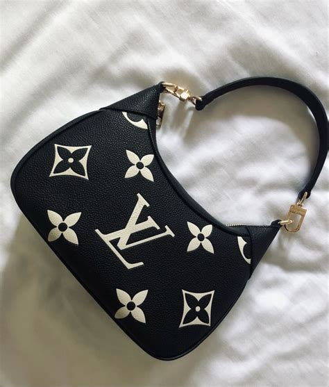 louis vuitton bags black and white